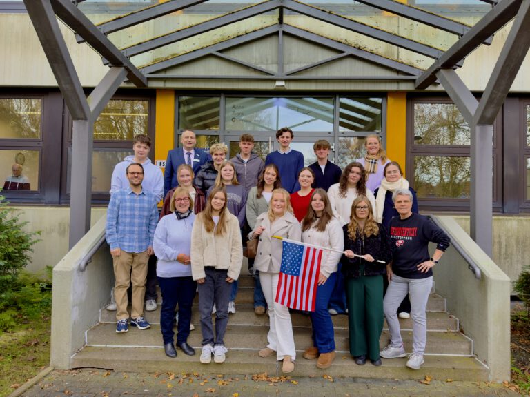 2E842B2B-1FBD-41E1-A8F1-B59EF9B24CF5