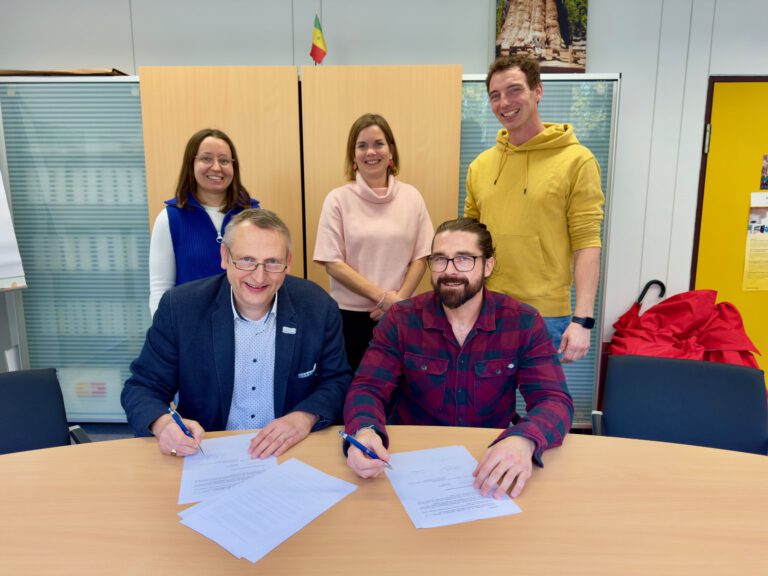 mf_74EDAFB0-880A-48F0-84AD-0E5B3CCFB009_L0_001